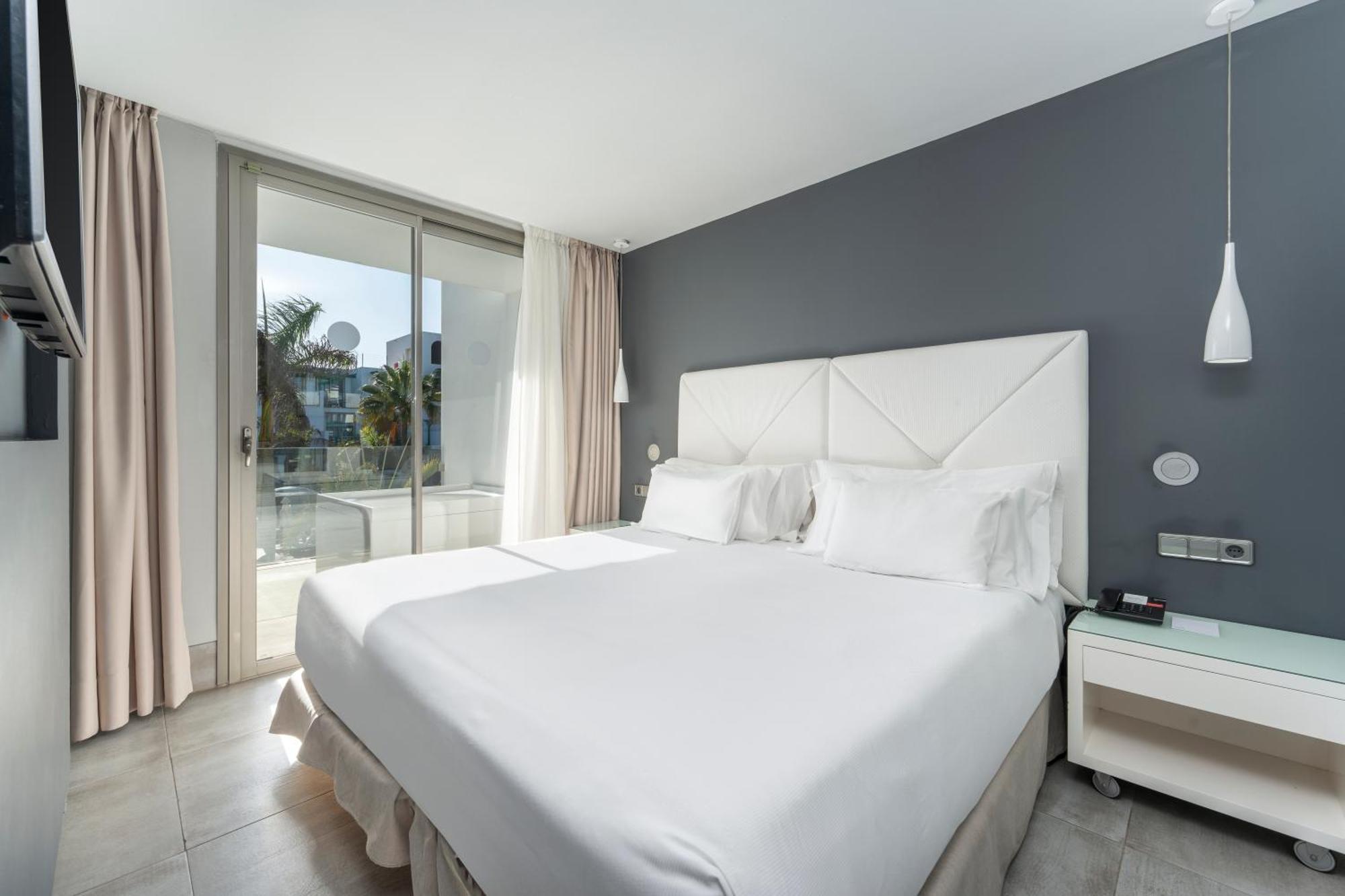 บาร์เซโล โฮเต็ล เตกิส บีช - อดัลต์ส ออนลี Hotel กอสตา เตกีสเซ ภายนอก รูปภาพ
