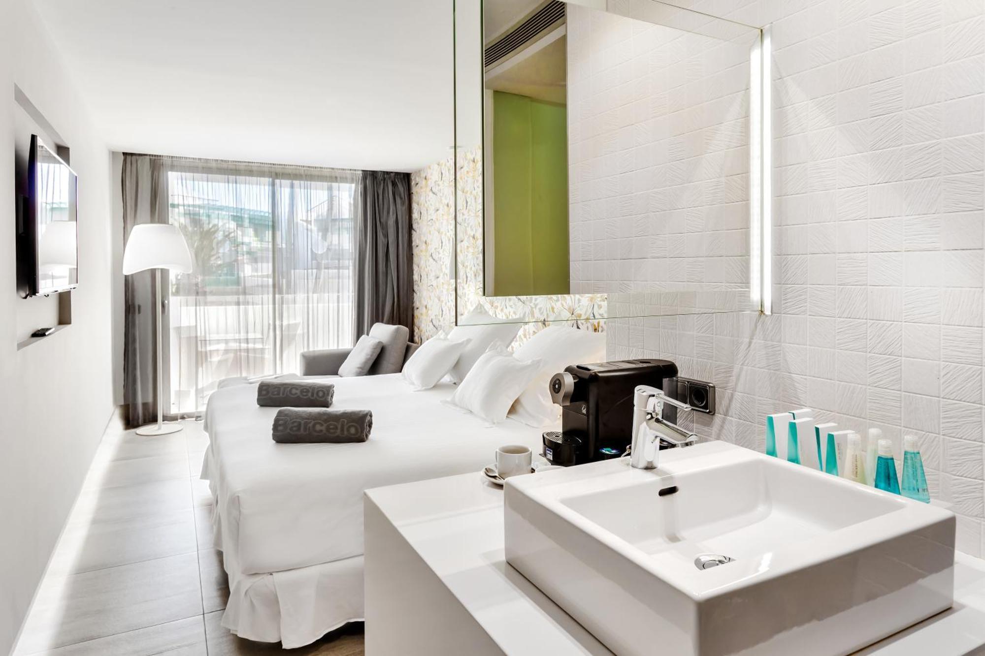 บาร์เซโล โฮเต็ล เตกิส บีช - อดัลต์ส ออนลี Hotel กอสตา เตกีสเซ ภายนอก รูปภาพ